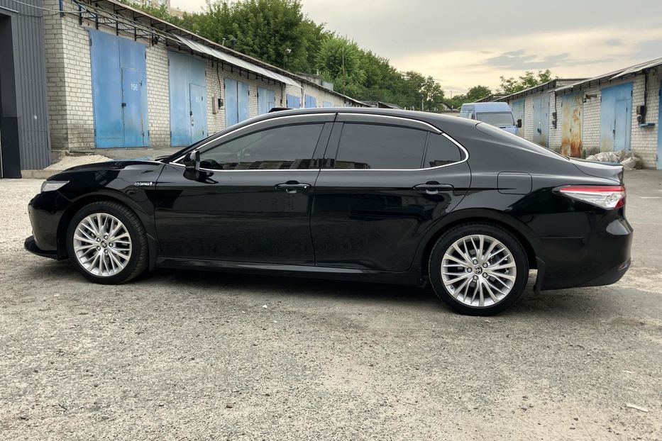Продам Toyota Camry Prestige  2020 года в Киеве