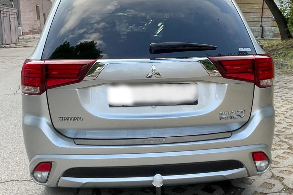 Продам Mitsubishi Outlander 2018 года в Одессе