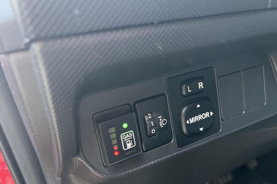 Продам Toyota Auris 2008 года в г. Нежин, Черниговская область