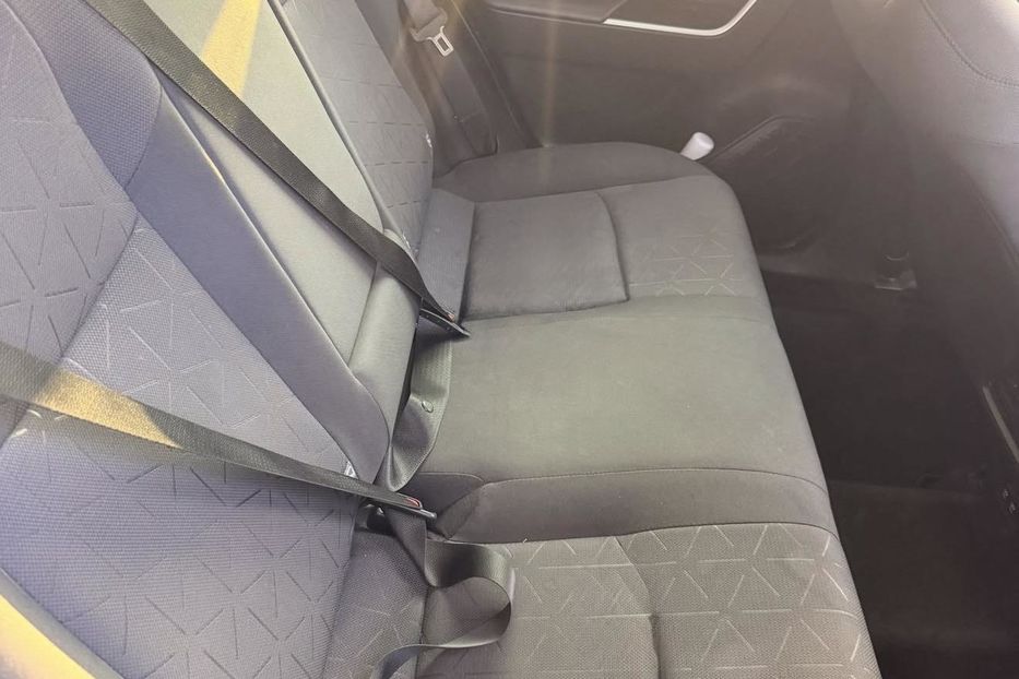 Продам Toyota Rav 4 2021 года в Киеве