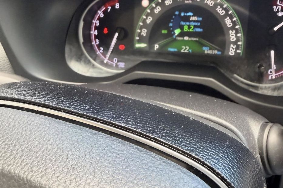 Продам Toyota Rav 4 2021 года в Киеве