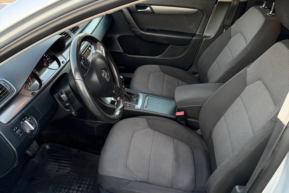 Продам Volkswagen Passat B7 2014 года в Виннице