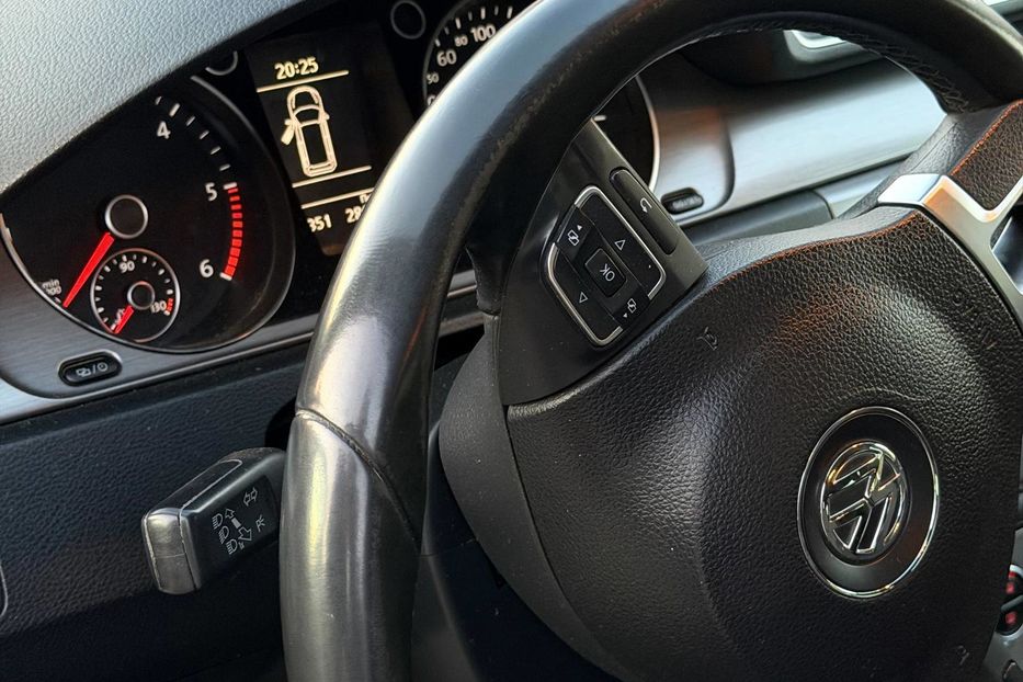 Продам Volkswagen Passat B7 2014 года в Виннице