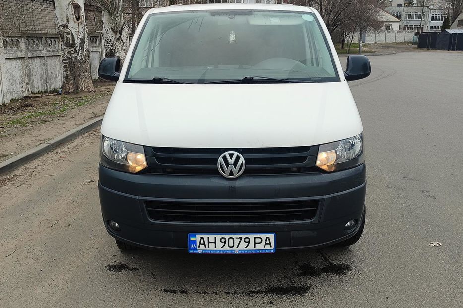 Продам Volkswagen T5 (Transporter) пасс. Легковой 2012 года в Днепре