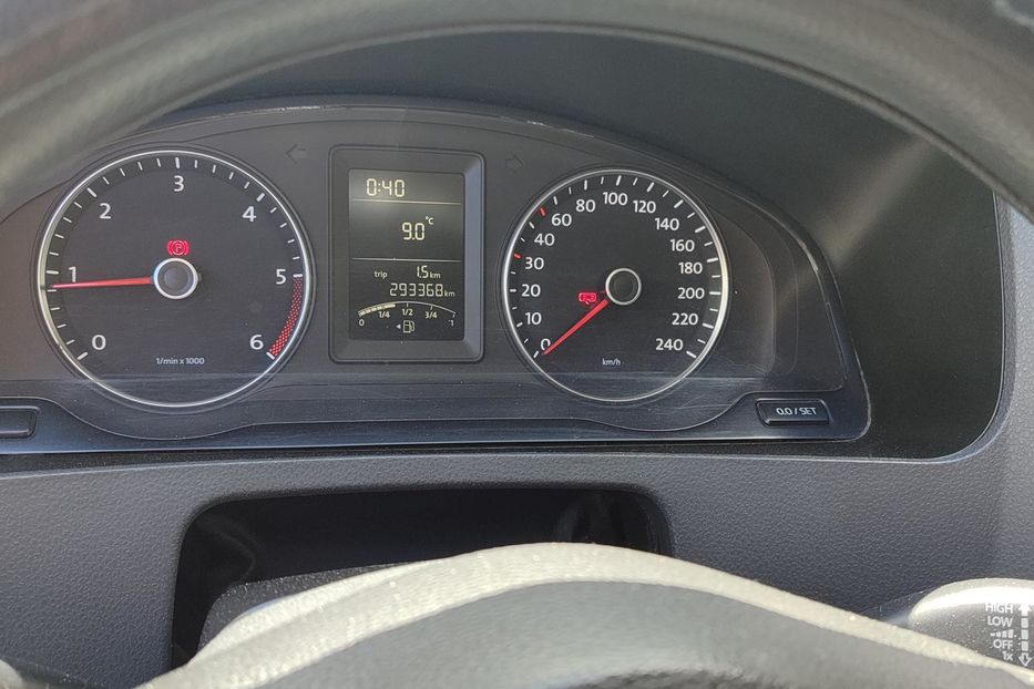 Продам Volkswagen T5 (Transporter) пасс. Легковой 2012 года в Днепре