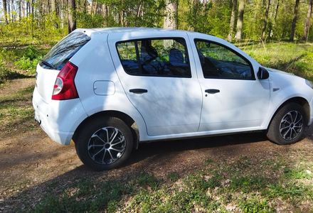 Продам Dacia Sandero 2011 года в г. Ирпень, Киевская область