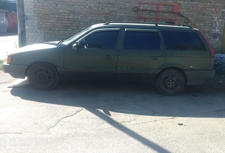 Продам Volkswagen Passat B3 Гбо 1990 года в Киеве