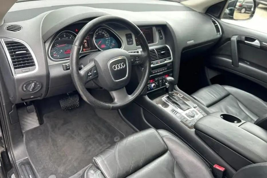 Продам Audi Q7 2006 года в Днепре