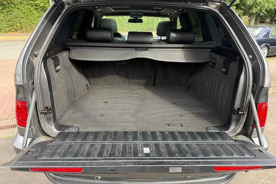 Продам BMW X5 2003 года в Харькове