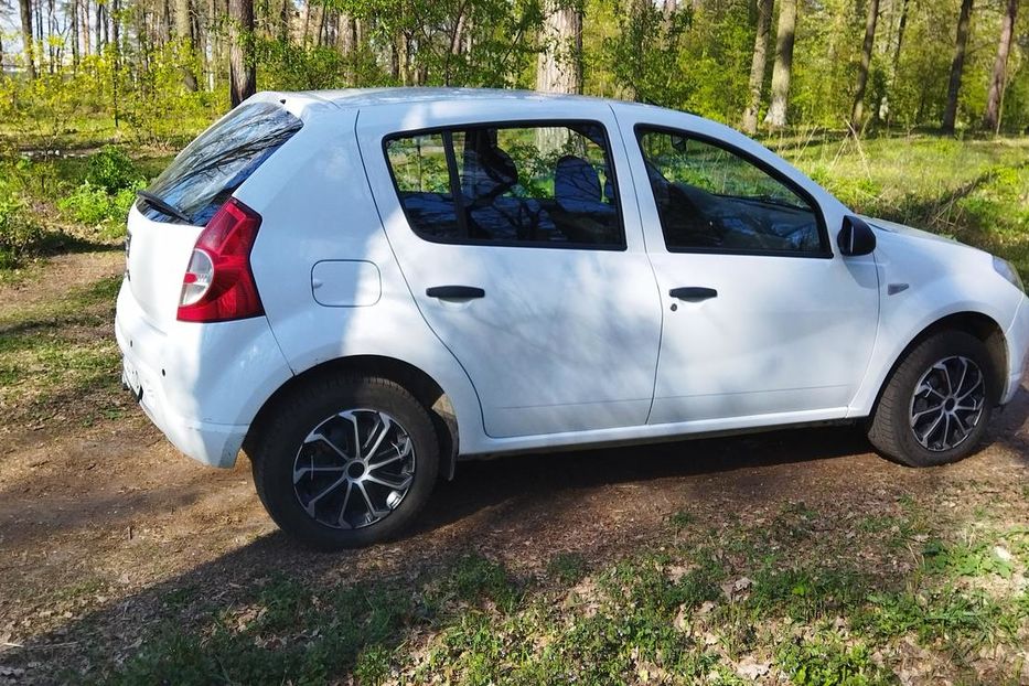Продам Dacia Sandero 2011 года в г. Ирпень, Киевская область