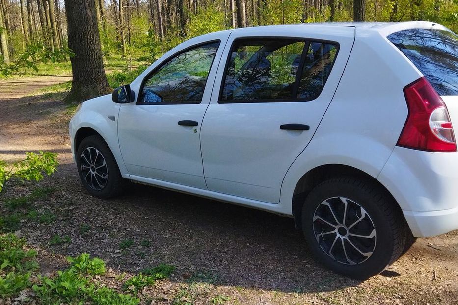 Продам Dacia Sandero 2011 года в г. Ирпень, Киевская область