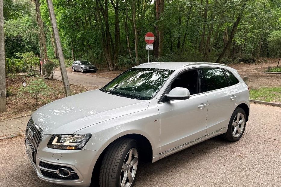 Продам Audi Q5 2010 года в г. Изюм, Харьковская область