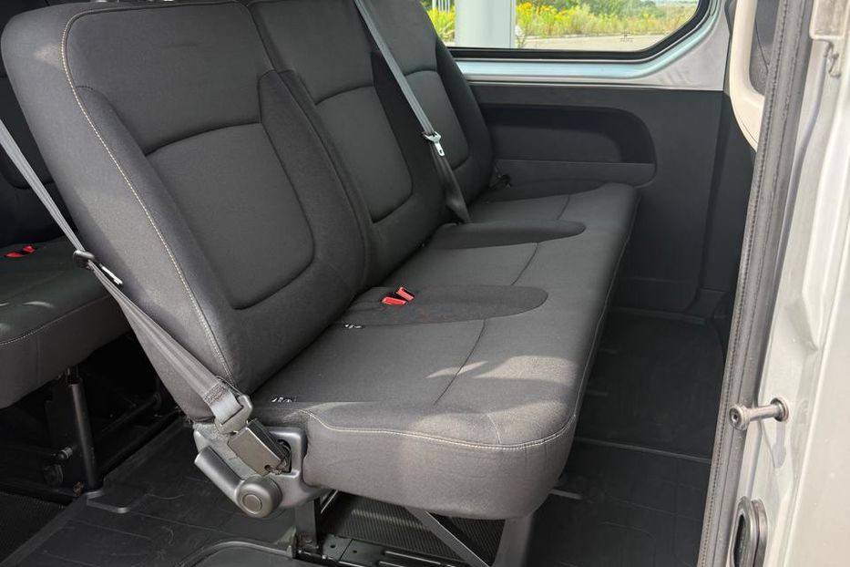 Продам Renault Trafic пасс. Оригінал пас. 9 місць 2015 года в Киеве