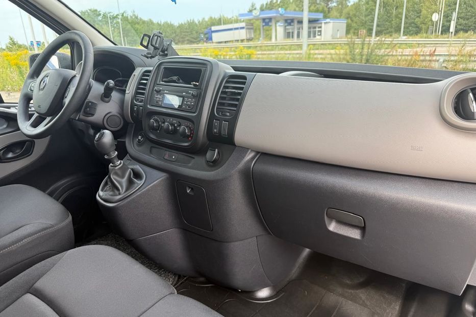 Продам Renault Trafic пасс. Оригінал пас. 9 місць 2015 года в Киеве