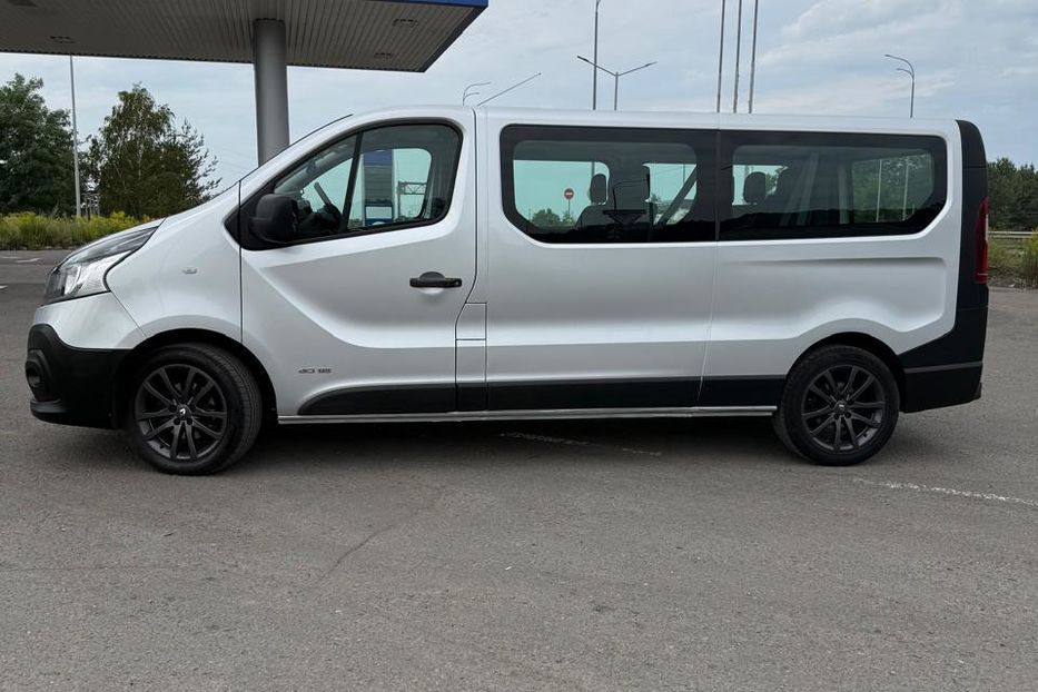 Продам Renault Trafic пасс. Оригінал пас. 9 місць 2015 года в Киеве