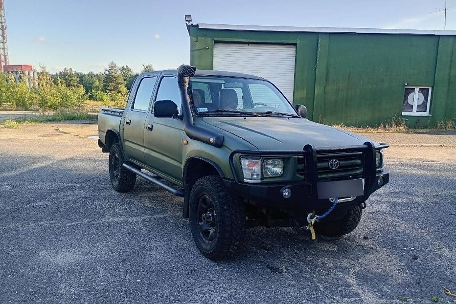 Продам Toyota Hilux 1999 года в Днепре