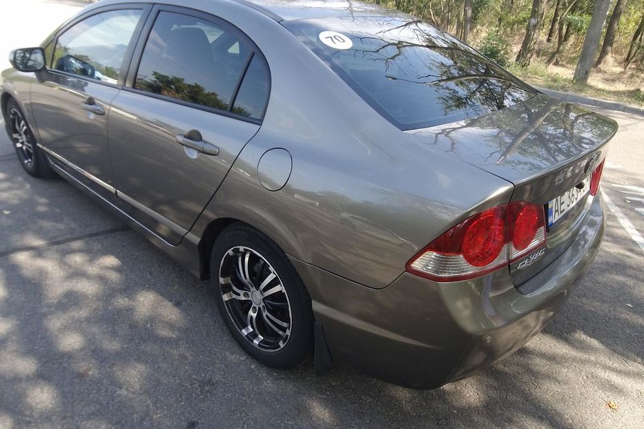 Продам Honda Civic 140 к.с. 2007 года в Запорожье