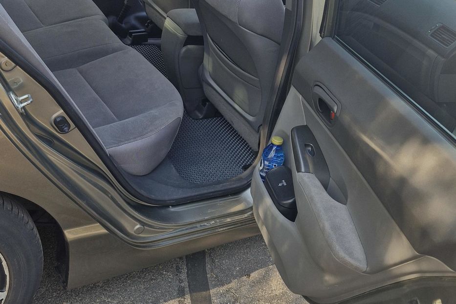 Продам Honda Civic 140 к.с. 2007 года в Запорожье