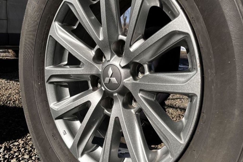 Продам Mitsubishi Pajero Sport 2013 года в г. Смела, Черкасская область
