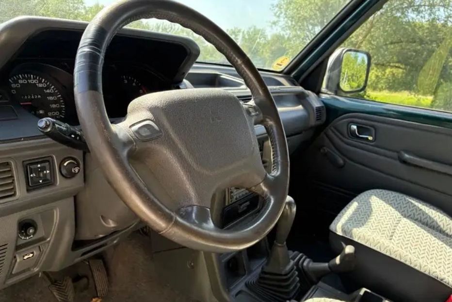 Продам Mitsubishi Pajero 2003 года в Сумах