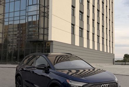 Продам Audi E-Tron Q4 50 e-tron quattro 2023 года в Днепре
