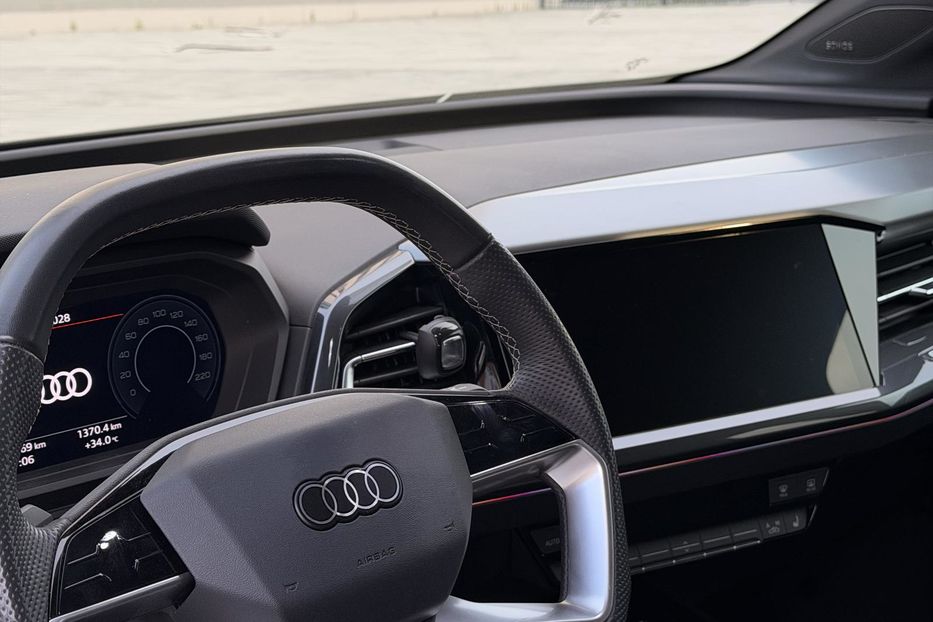Продам Audi E-Tron Q4 50 e-tron quattro 2023 года в Днепре