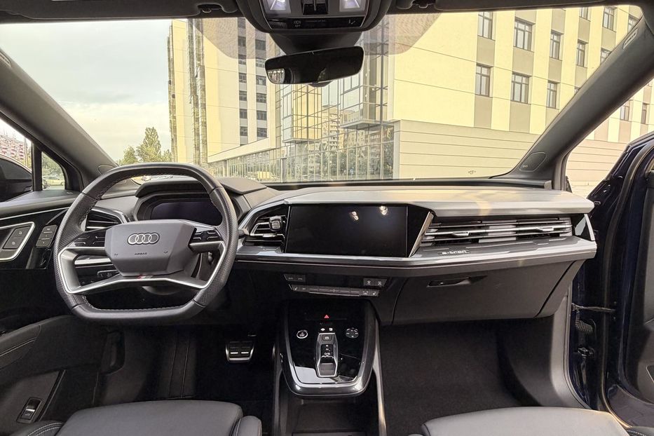 Продам Audi E-Tron Q4 50 e-tron quattro 2023 года в Днепре