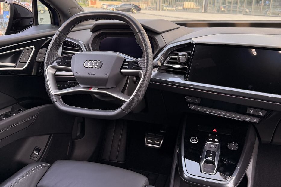 Продам Audi E-Tron Q4 50 e-tron quattro 2023 года в Днепре