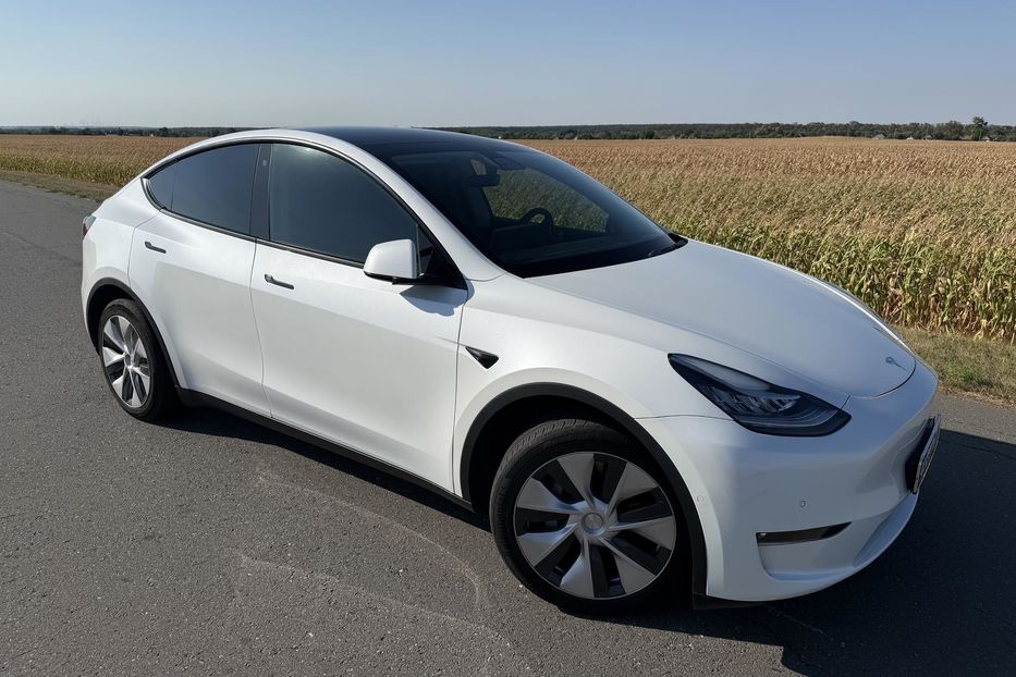 Продам Tesla Model Y Long Range 2020 года в г. Ватутино, Черкасская область
