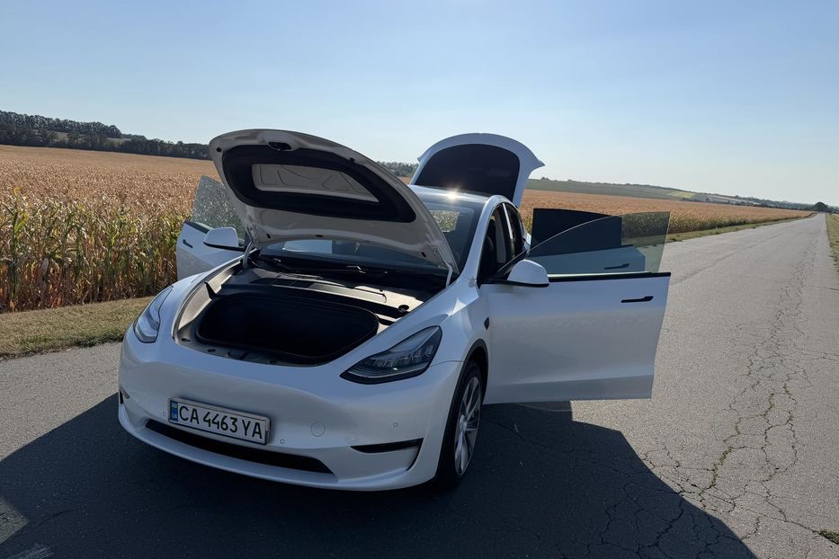 Продам Tesla Model Y Long Range 2020 года в г. Ватутино, Черкасская область