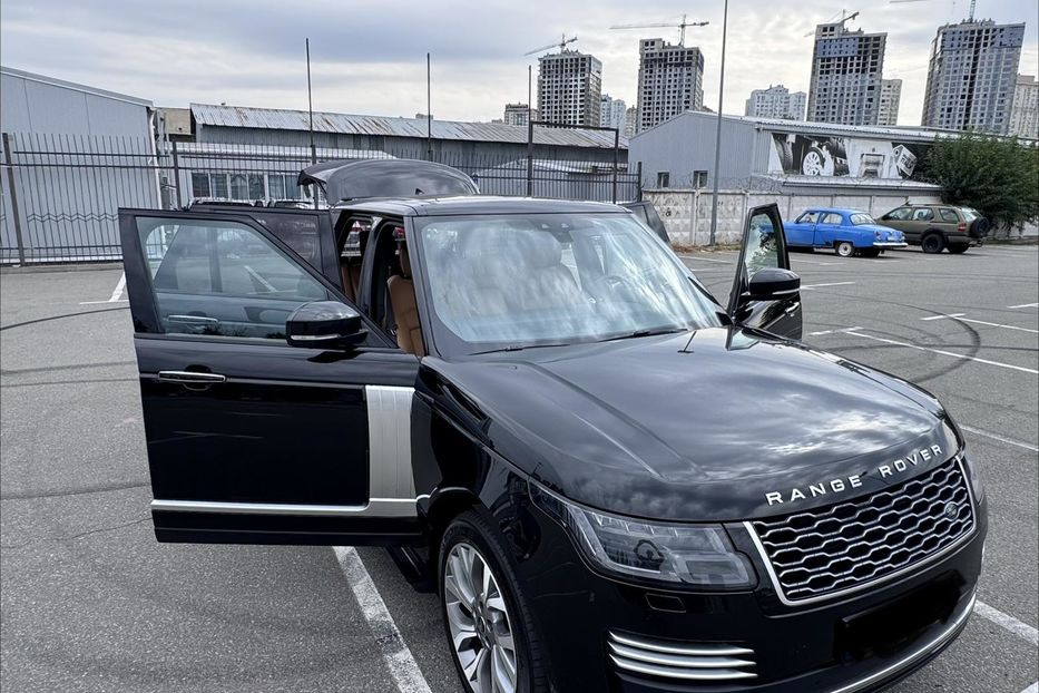 Продам Land Rover Range Rover 2018 года в Киеве