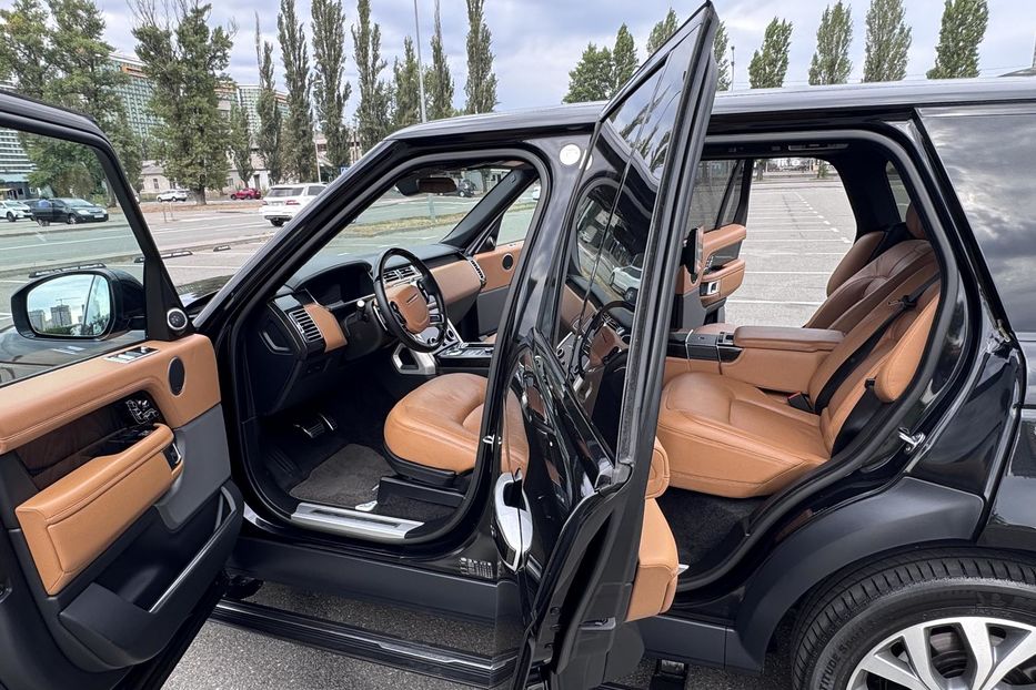 Продам Land Rover Range Rover 2018 года в Киеве