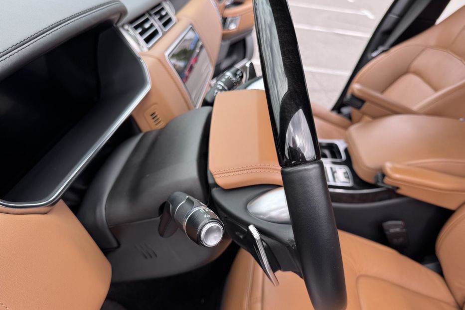 Продам Land Rover Range Rover 2018 года в Киеве