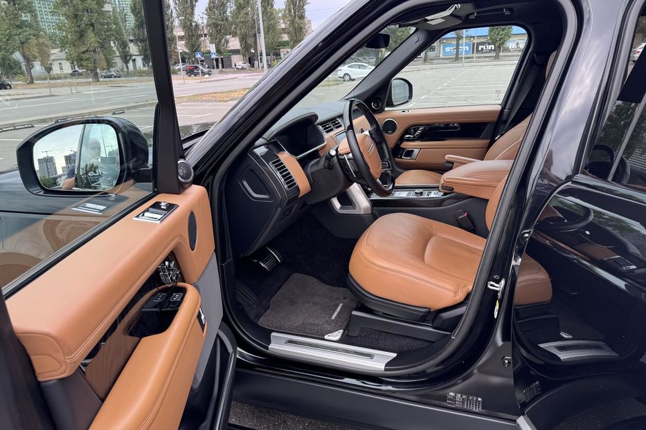 Продам Land Rover Range Rover 2018 года в Киеве