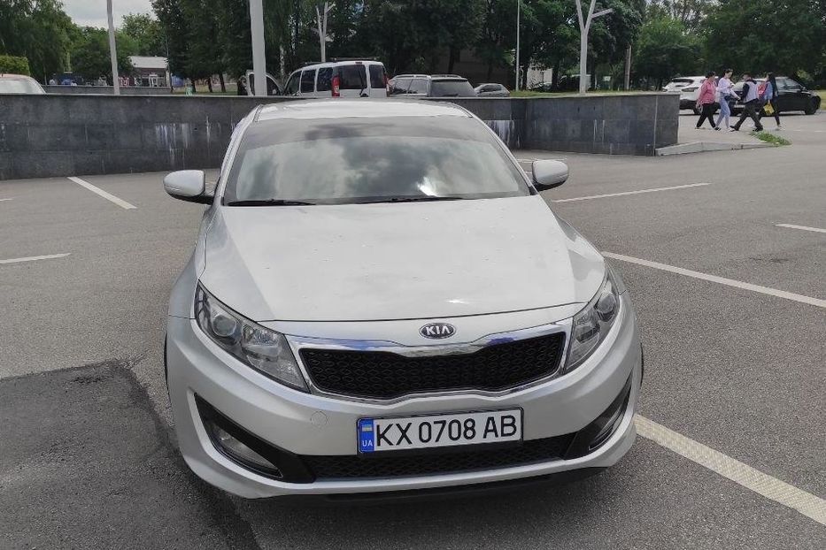 Продам Kia Optima 2012 года в Харькове