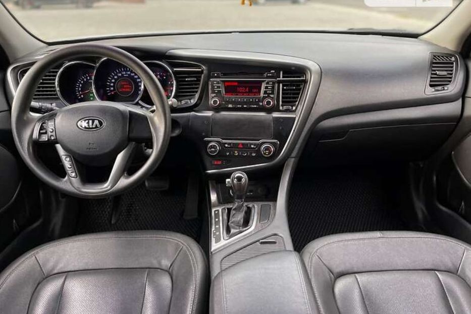 Продам Kia Optima 2012 года в Харькове