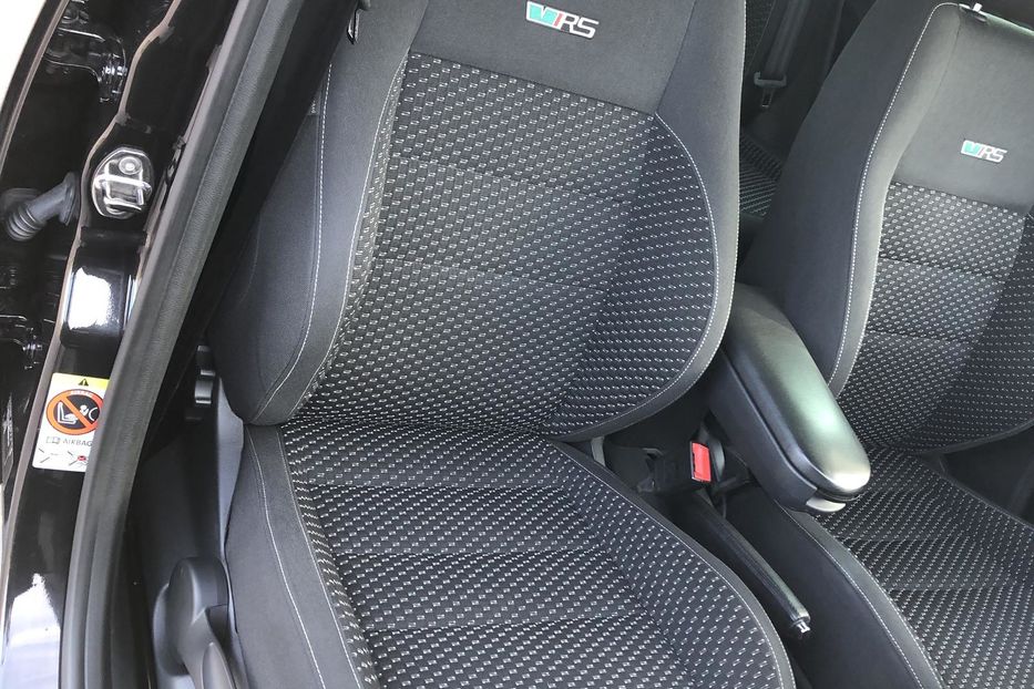 Продам Skoda Fabia RS 1.4 TSI AT (180 к.с)  •  Mo 2011 года в Житомире