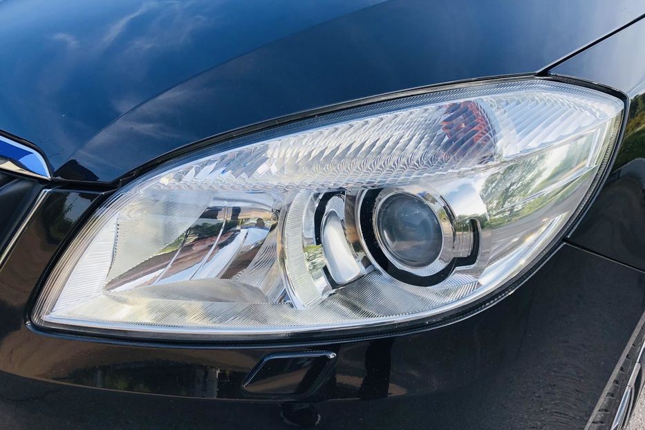 Продам Skoda Fabia RS 1.4 TSI AT (180 к.с)  •  Mo 2011 года в Житомире