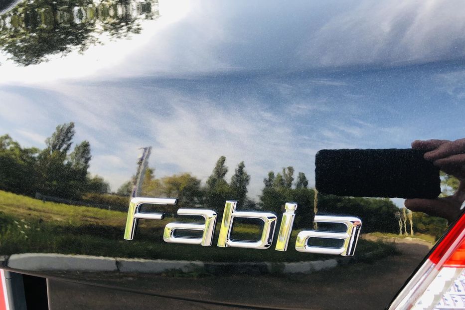Продам Skoda Fabia RS 1.4 TSI AT (180 к.с)  •  Mo 2011 года в Житомире