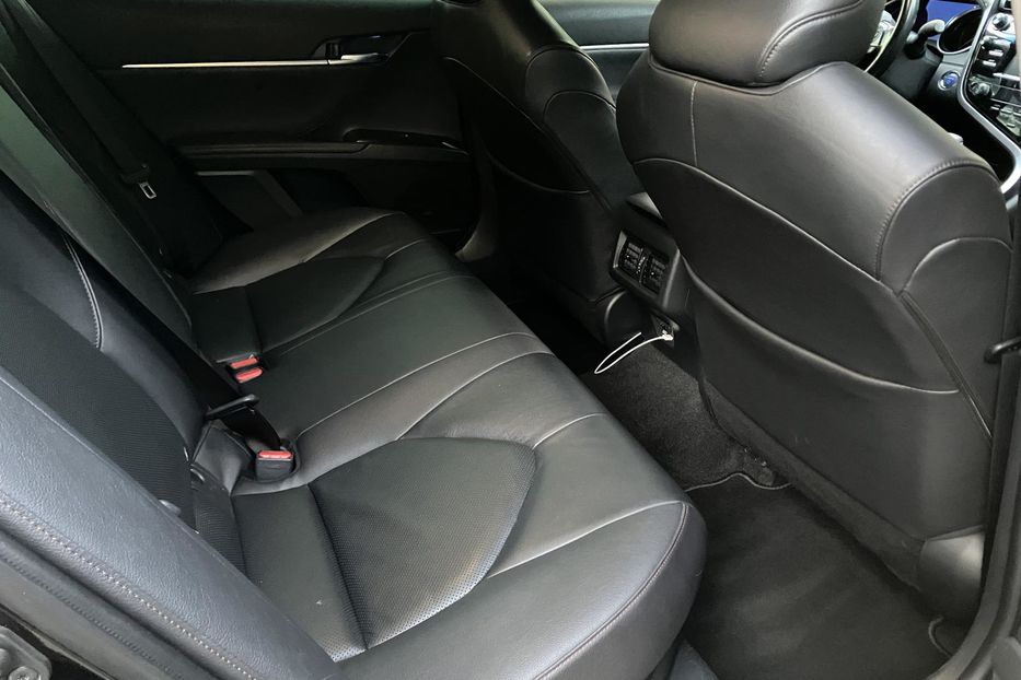 Продам Toyota Camry Prestige  2020 года в Киеве