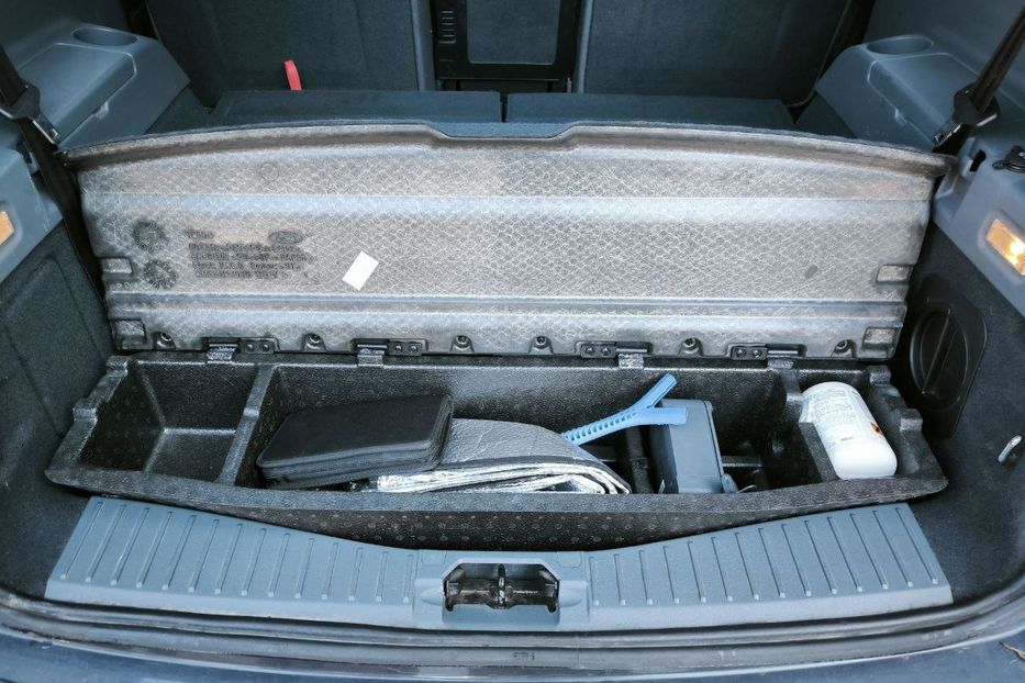 Продам Ford Grand C-MAX 2012 года в Киеве