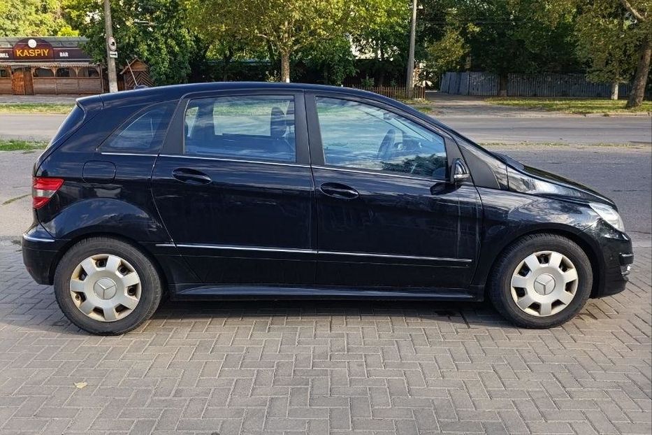 Продам Mercedes-Benz B 200 W245 (Рестайлинг)  2009 года в Николаеве