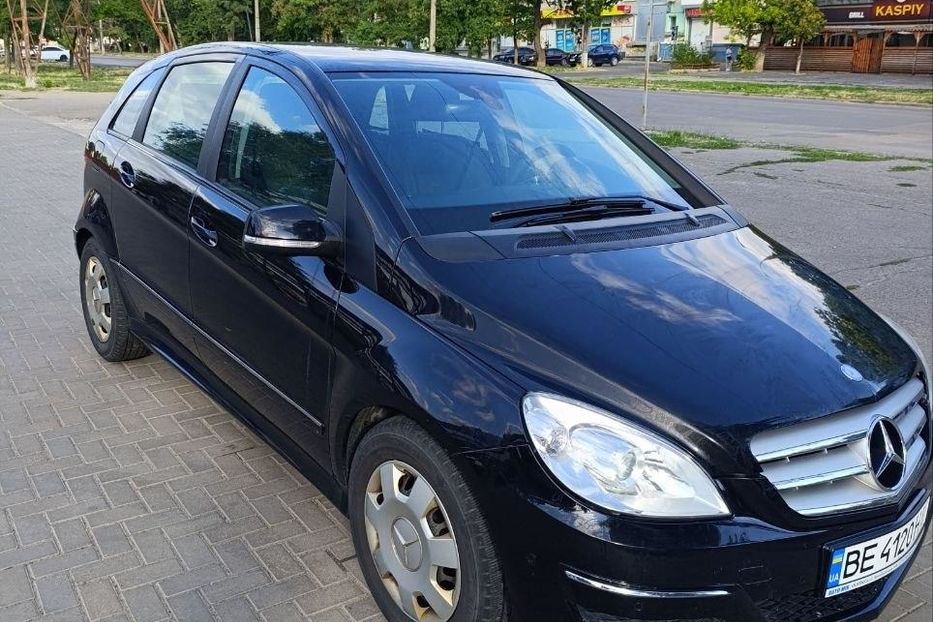 Продам Mercedes-Benz B 200 W245 (Рестайлинг)  2009 года в Николаеве