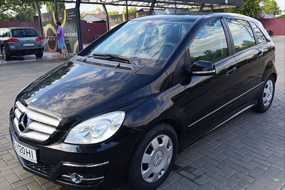 Продам Mercedes-Benz B 200 W245 (Рестайлинг)  2009 года в Николаеве