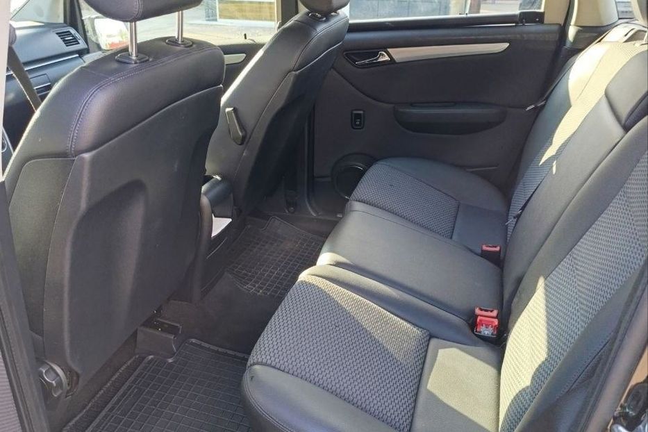 Продам Mercedes-Benz B 200 W245 (Рестайлинг)  2009 года в Николаеве