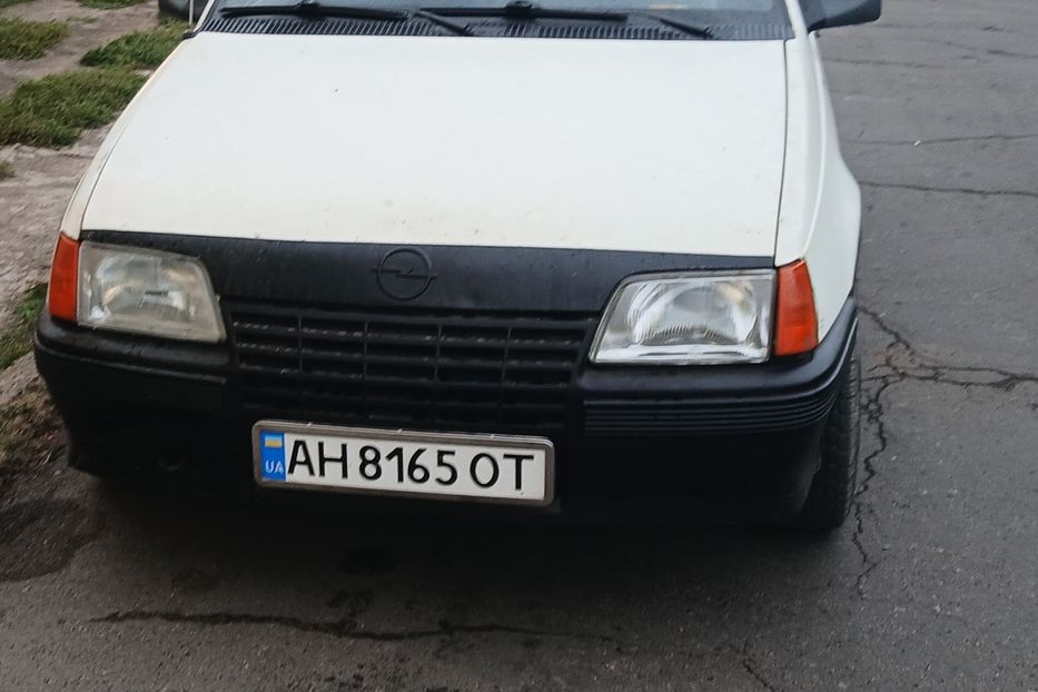 Продам Opel Kadett 1986 года в г. Синельниково, Днепропетровская область