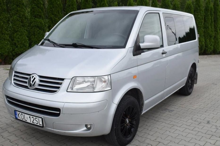 Продам Volkswagen T5 (Transporter) пасс. 2005 года в Днепре