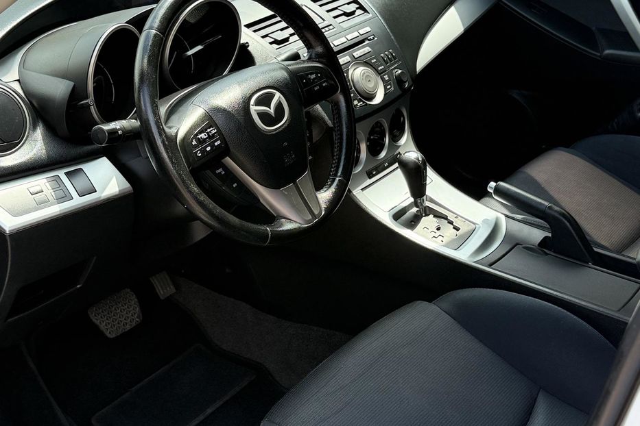 Продам Mazda 3 2010 года в Днепре