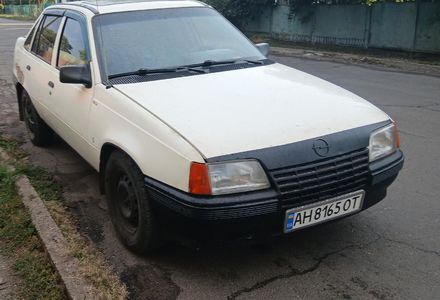 Продам Opel Kadett 1986 года в г. Синельниково, Днепропетровская область