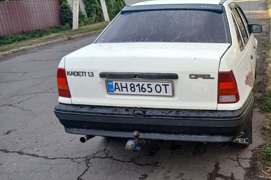 Продам Opel Kadett 1986 года в г. Синельниково, Днепропетровская область